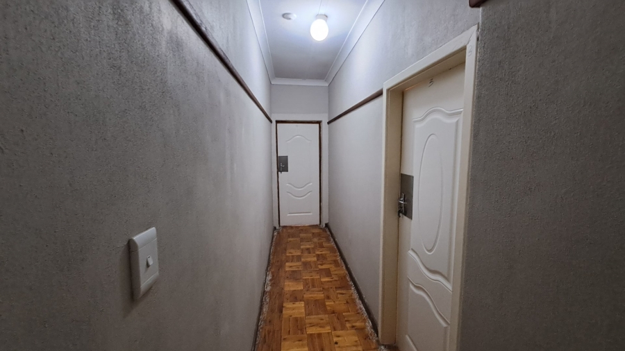 7 Bedroom Property for Sale in Willows Free State
